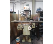 MILLING MACHINES tos kurim Used