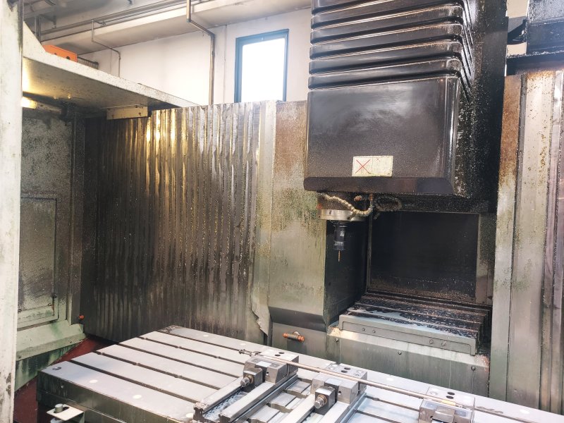 MAZAK VTC 300C II 