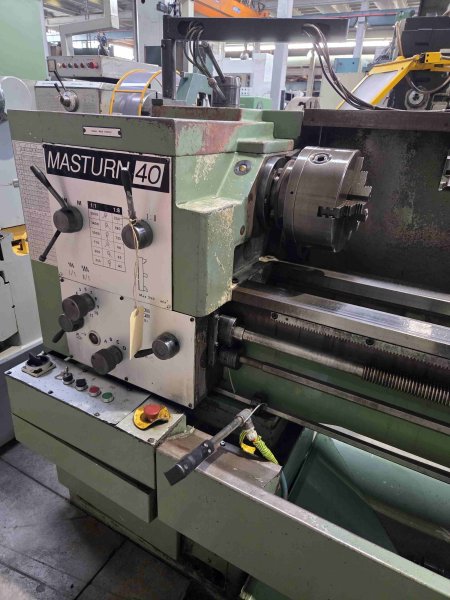 MAS MASTURN 40  1995