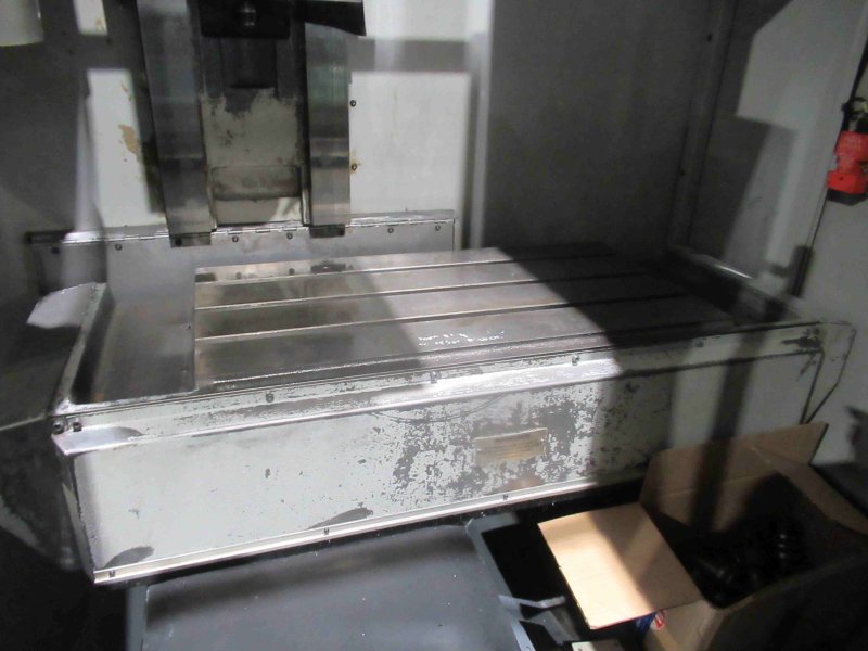 BRIDGEPORT VMC 560-22 CNC  1995