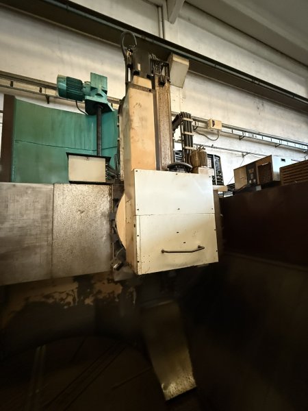 TOS SKIQ 20 CNC 