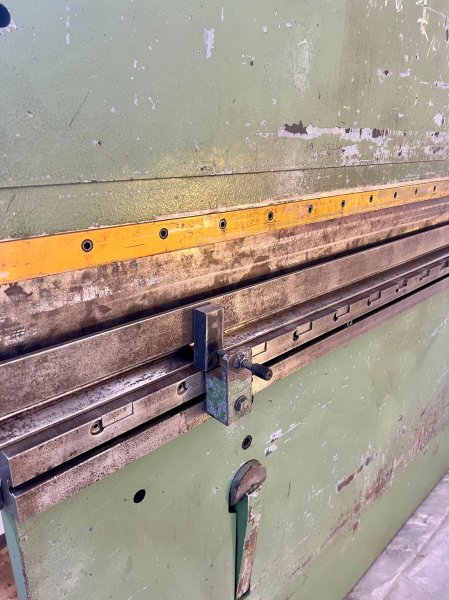 CBC 4000X100 TON. 