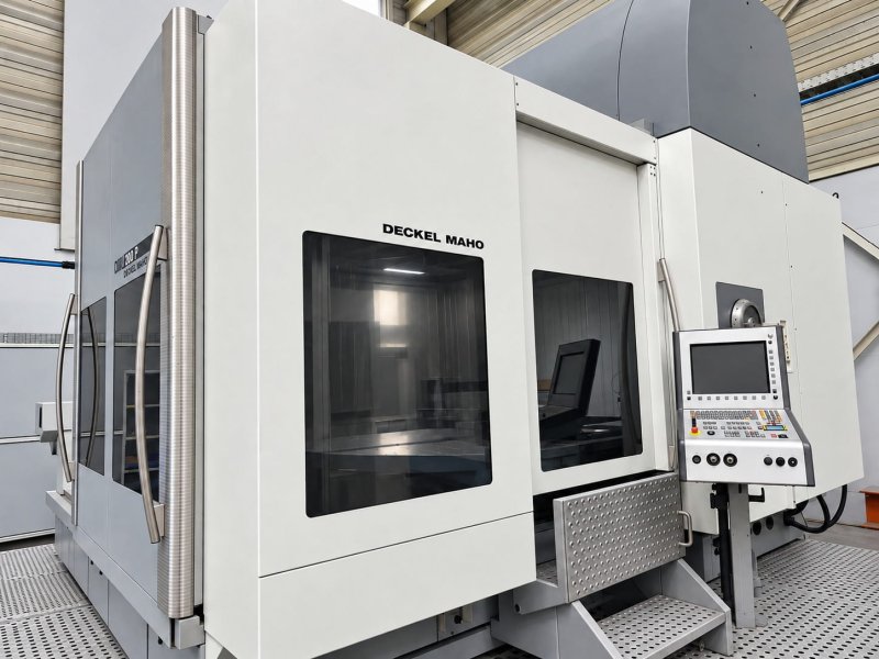DMG MORI DMU 80 P duoBLOCK  2016